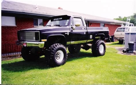 chevy trucks lifted maybee  days pinterest chevy cars