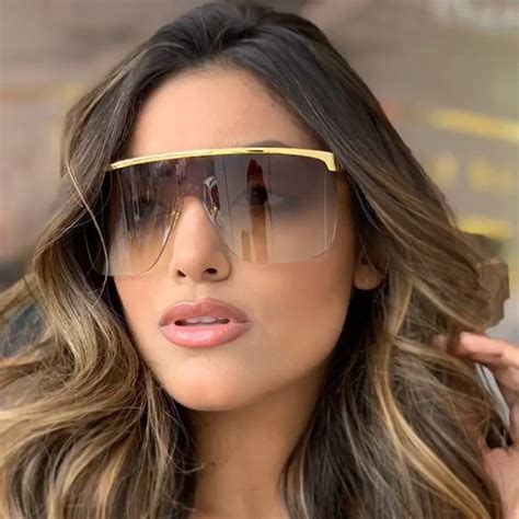 qpeclou 2019 new oversized shield sunglasses women men big metal