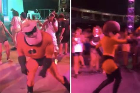 Watch The Incredibles Disney Characters Dance The Nae