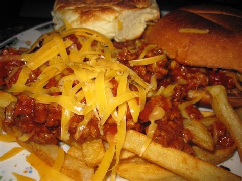 The Food Frontier Chili Burgers And Chili Cheese Fries