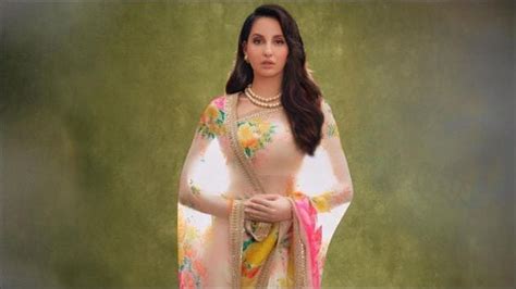 Nora Fatehi Looks Regal As She Adds A Dash Of Colours To Our Sunday In