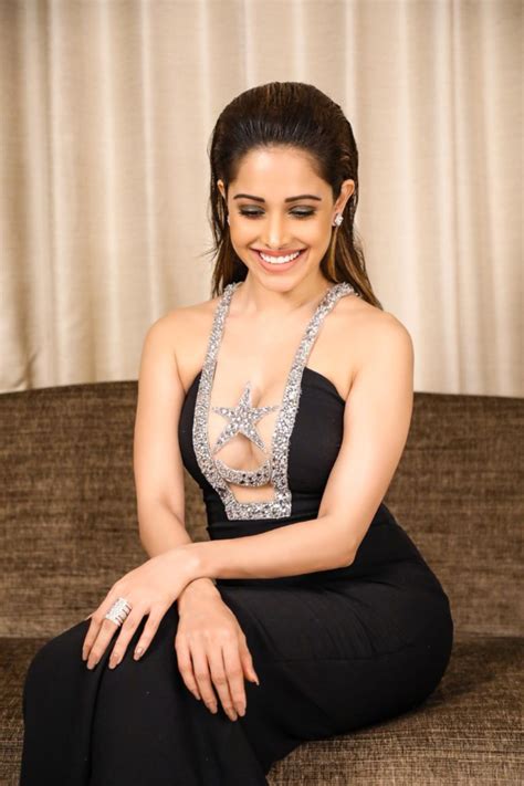 slay or nay nushrat bharucha in reem acra for the 10th gq men of the year awards 2018