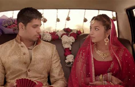 Alia Bhatt Sidharth Malhotra Look Adorable As Newlyweds