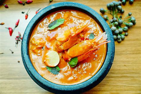 asia kitchens curry festival brings global summer curries  kolkata