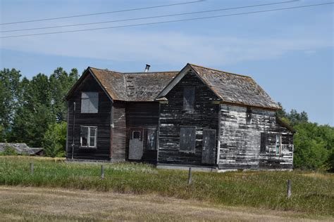 prairie house photo