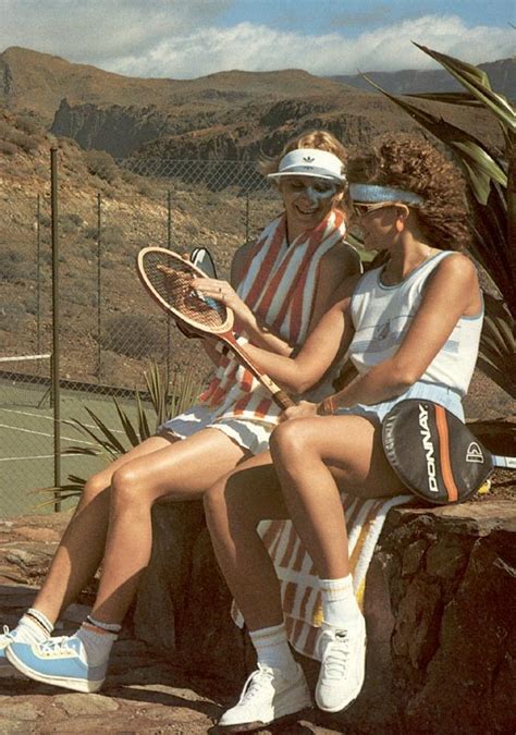 two retro couples having sex on the tennis court pichunter