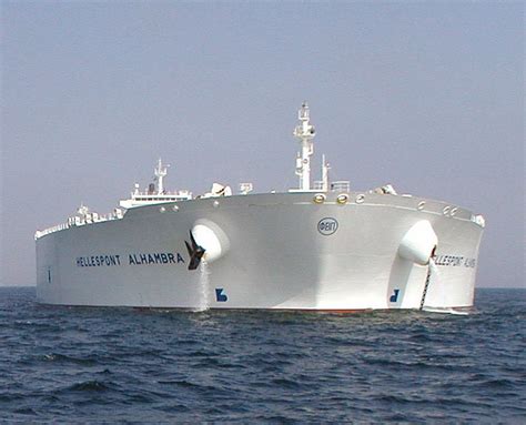 biggest ships   world safetysea