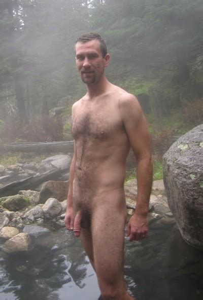 photo hung male naturists page 28 lpsg