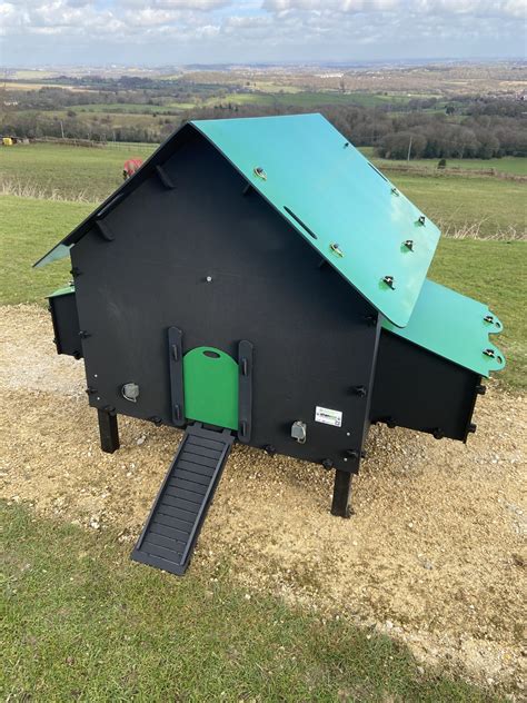 chicken coops   recycled plastic high quality    uk
