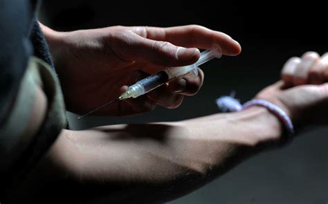 drogenbericht fuer  mehr heroin und kokain konsumiert aber weniger crystal meth welt