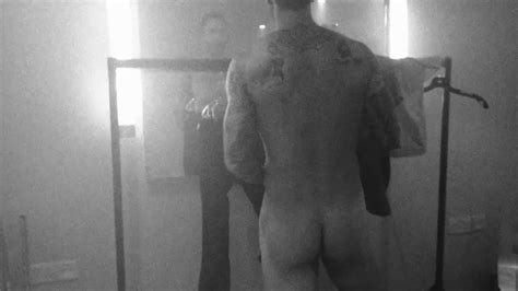 adam levine s naked ass alan ilagan