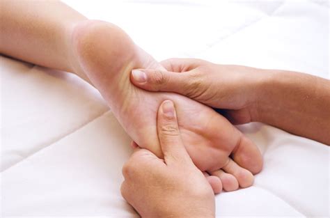 happy feet massage    reviews   goliad st