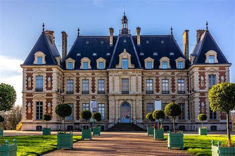 beautiful french chateaus  french mansion french architecture mansions