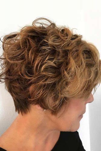 44 stylish short hairstyles for women over 50