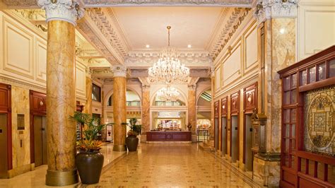 luxury hotels  philadelphia  families  family vacation guide