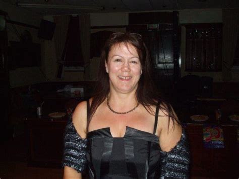 angeleyee60 53 from derby is a local granny looking for casual sex