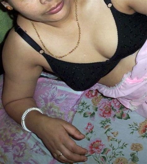 hot desi aunty actress girls images sex pics tamil aunty mulai vs telugu aunty mulai image