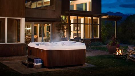 Hot Tub Vs Jacuzzi Vs Whirlpool Auxoblasti