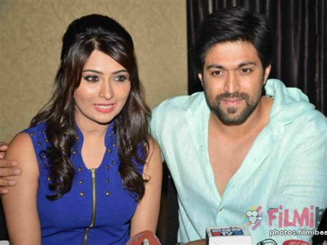 Yash And Radhika Pandit Trashed By Fans For Speaking In English Fans