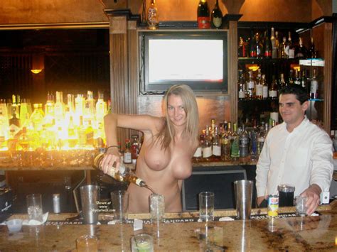 naked blonde bartender in bar january 2010 voyeur web