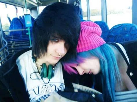 this cute emo people and i love the girls hair cute couples pinterest