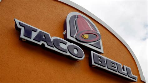 taco bell begins testing delivery service   stores