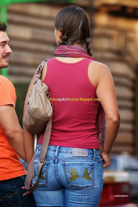 sexy girls on the street girls in jeans spandex and leggings tight dresses mujeres bonitas