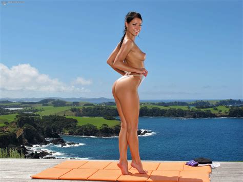 nude yoga in new zealand naked girls