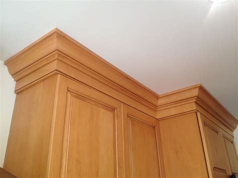 kitchen cabinets  crown molding