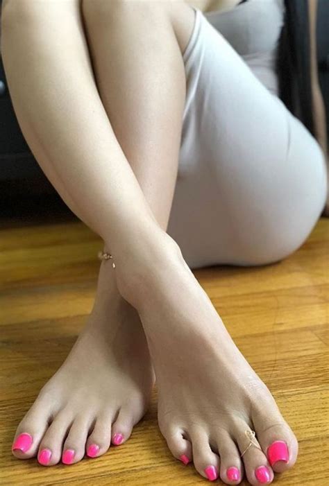 pin on beautiful female legs and feet