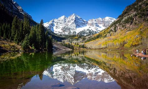 lake mountains reflection forest snow forest maroon bells colorado aspen autumn wallpaper