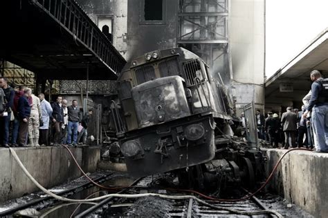 train strikes barrier  cairo railway station  explodes killing