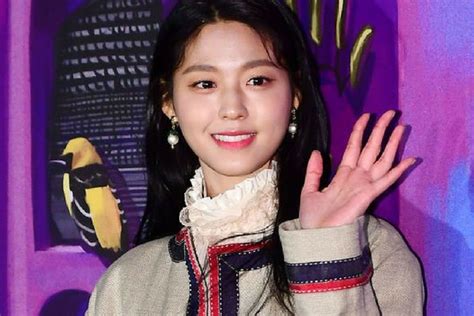 Fnc Continues To Work On Seolhyun S Fake Nude Photo Case