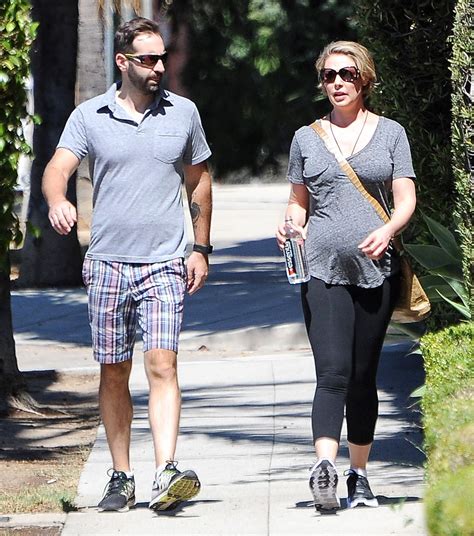 Pregnant Katherine Heigl And Josh Kelley Out In Los Angeles 09 24 2016