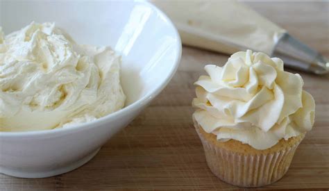 buttercream icing  frosting