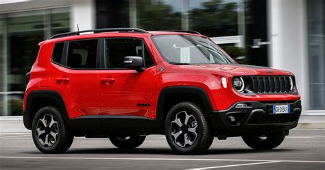 jeep mulls  electric  baby suv due   paultanorg