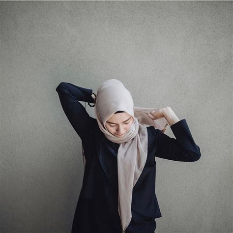 Gambar Hijab Dari Belakang – Pulp