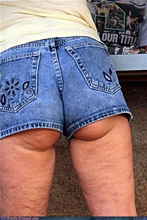 saggy ass in shorts