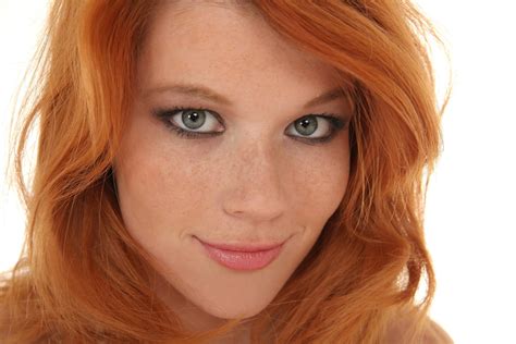 women closeup redheads freckles smiling faces mia sollis 3000x2000 wallpaper people redheads