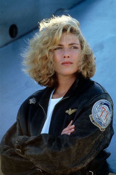 top gun 2 kelly mcgillis snubbed from tom cruise sequel films