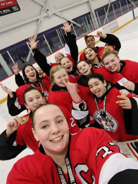 shoreline area news washington wild girls hockey teams earn gold