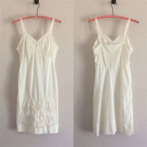 Vintage Slip Lingerie White Full Slip Retro Embroider… Gem