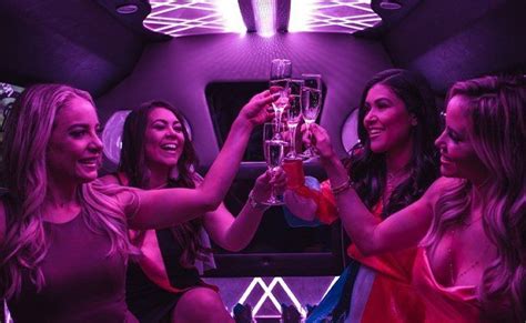 Topmost Reasons To Rent A Limo For Your Bachelorette Party