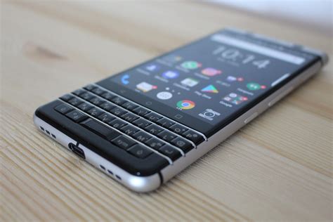 blackberry phones  surprisingly amazingly    cnet