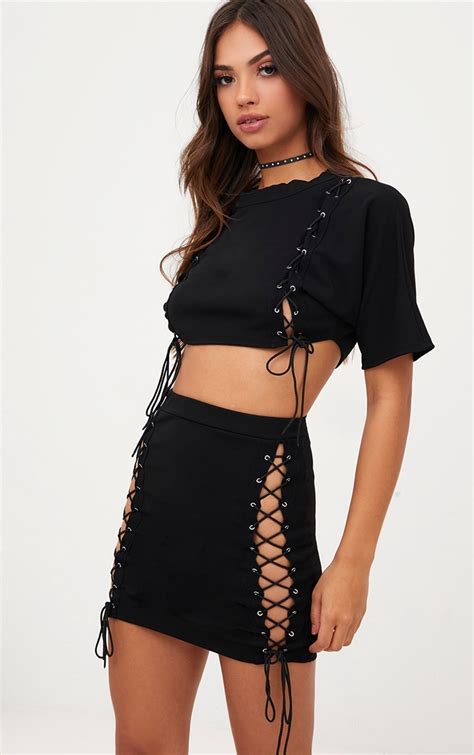 black lace up front mini skirt skirts prettylittlething ca