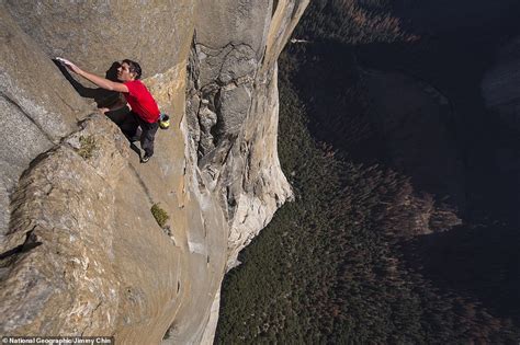 Incredible Shots Show Climber On Top Of El Capitan As He Became The
