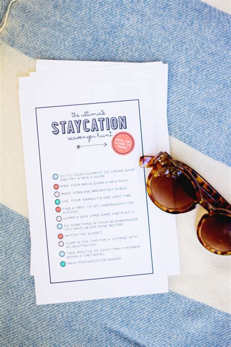 [free printable] the staycation scavenger hunt