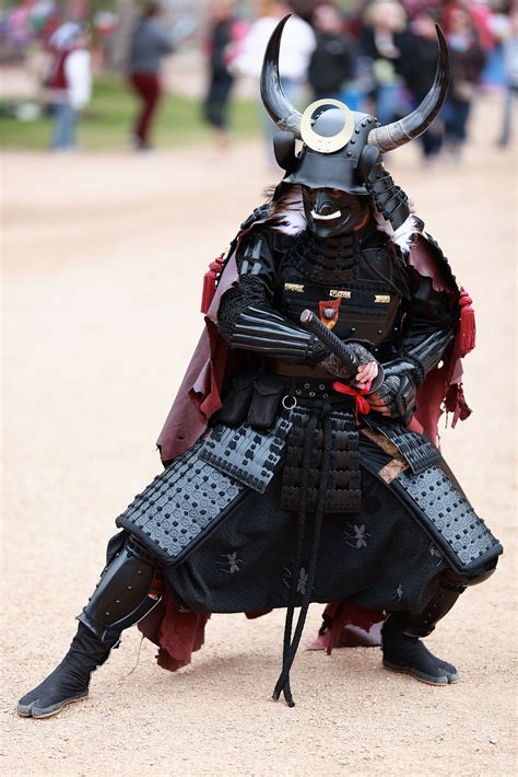 moi kich thuoc jeffrey mallari samurai warrior  arizona renaissance festival flickr