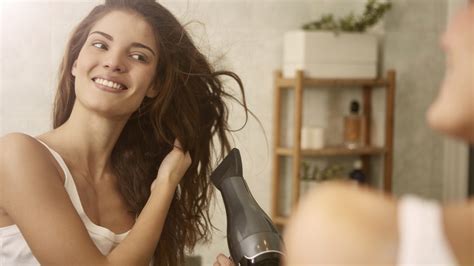 5 Tips For Blow Drying Your Hair The Right Way
