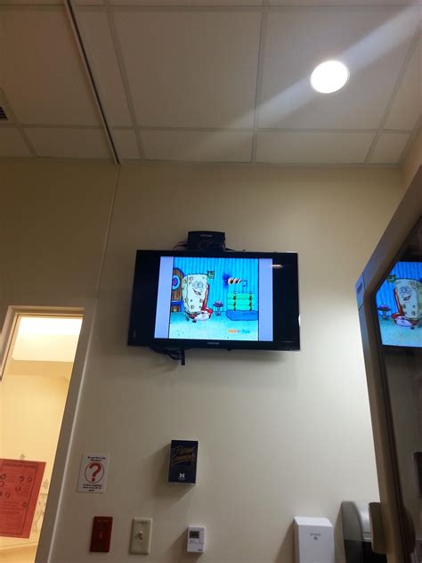 Brandon L On Twitter Yep 1 30am Watchn Spongebob At The Hospital